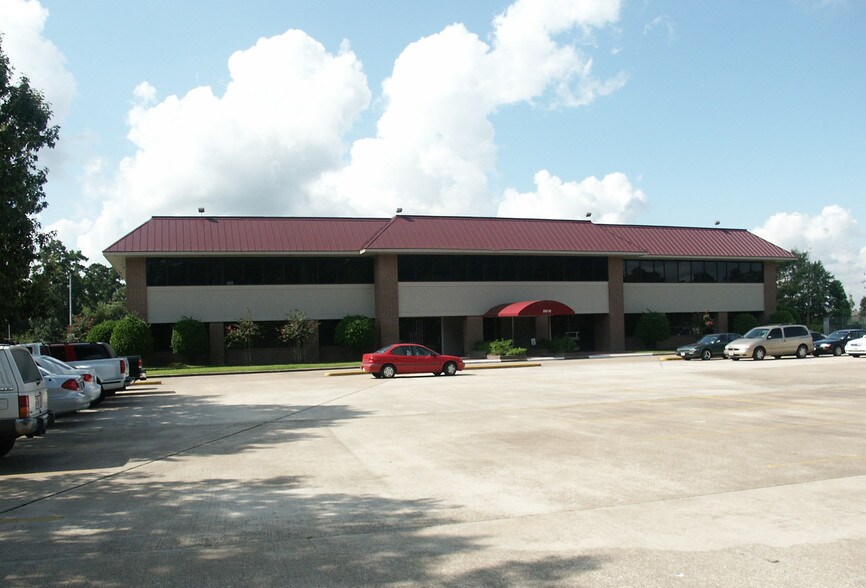 5616 E FM-1960, Humble, TX à louer - Photo de l’immeuble – Image 2 sur 4