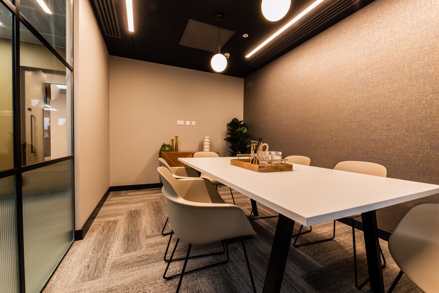 Washway Rd, Sale à louer - Photo intérieure – Image 3 sur 18