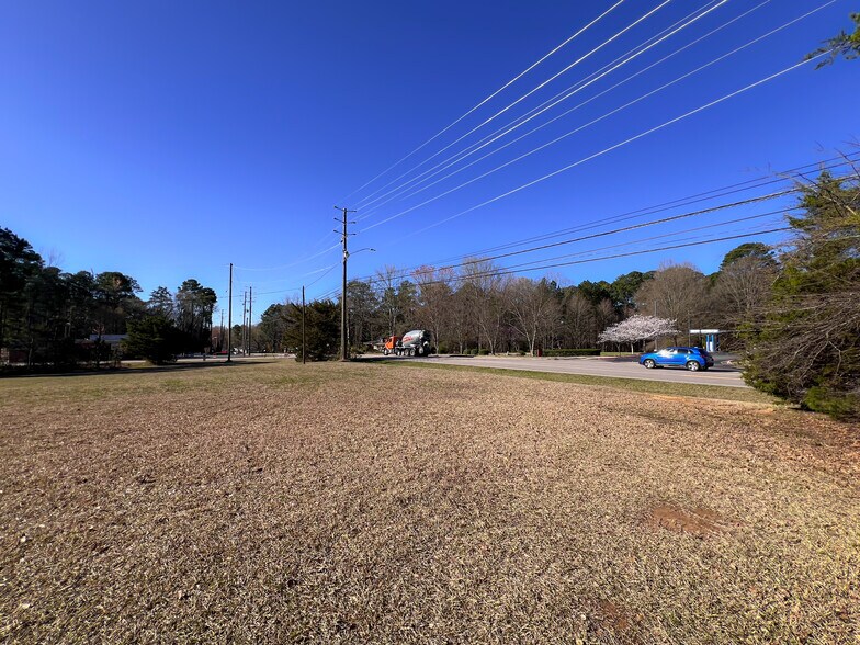 10212 Chapel Hill Rd, Morrisville, NC à vendre - Photo de l’immeuble – Image 1 sur 5