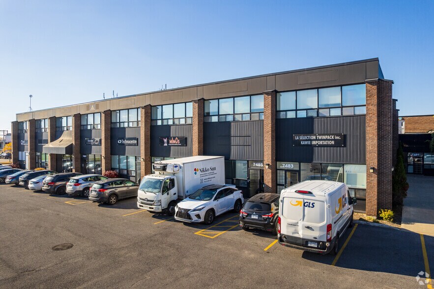 7451-7499 Rte Transcanadienne, Montréal, QC à louer - Photo de l’immeuble – Image 3 sur 9