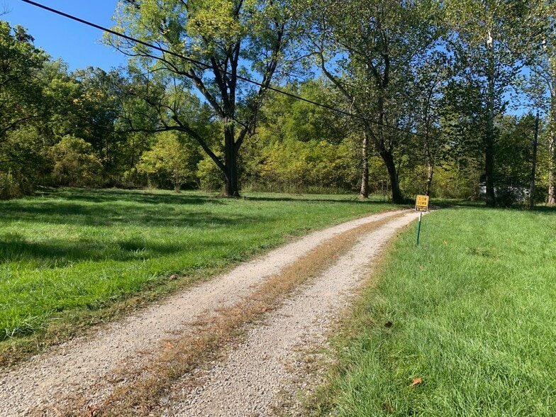 19345 Ridge Rd, North Royalton, OH à vendre - Photo de l’immeuble – Image 2 sur 39