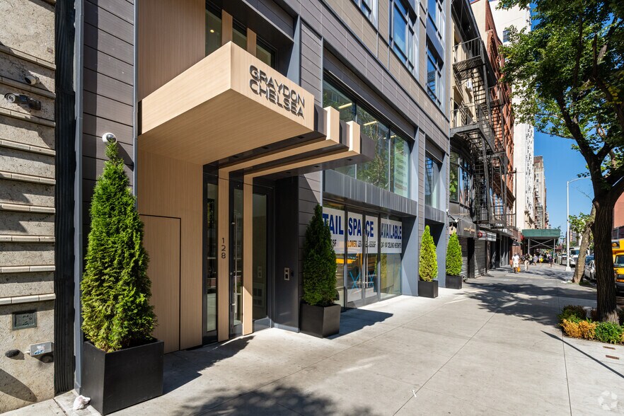 128 W 23rd St, New York, NY à vendre - Photo de l’immeuble – Image 3 sur 5