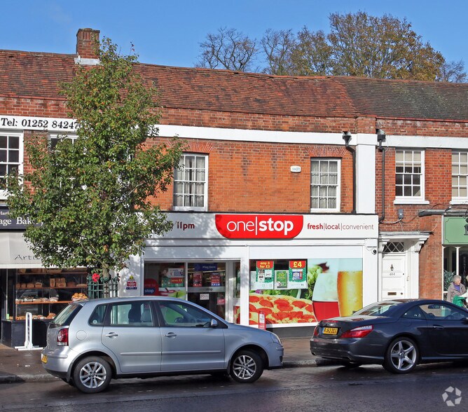 High St, Hartley Wintney à louer - Photo de l’immeuble – Image 2 sur 2