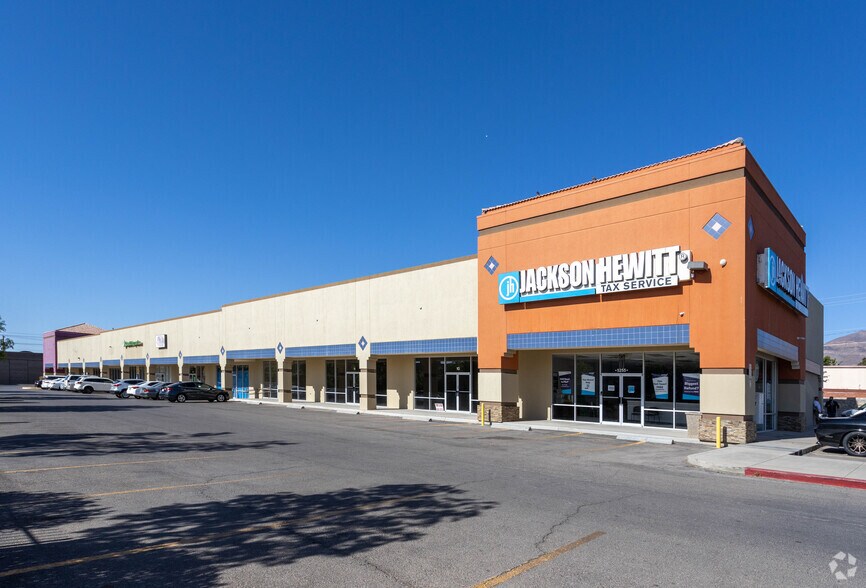 10060 Rushing Rd, El Paso, TX à louer - Photo de l’immeuble – Image 3 sur 7