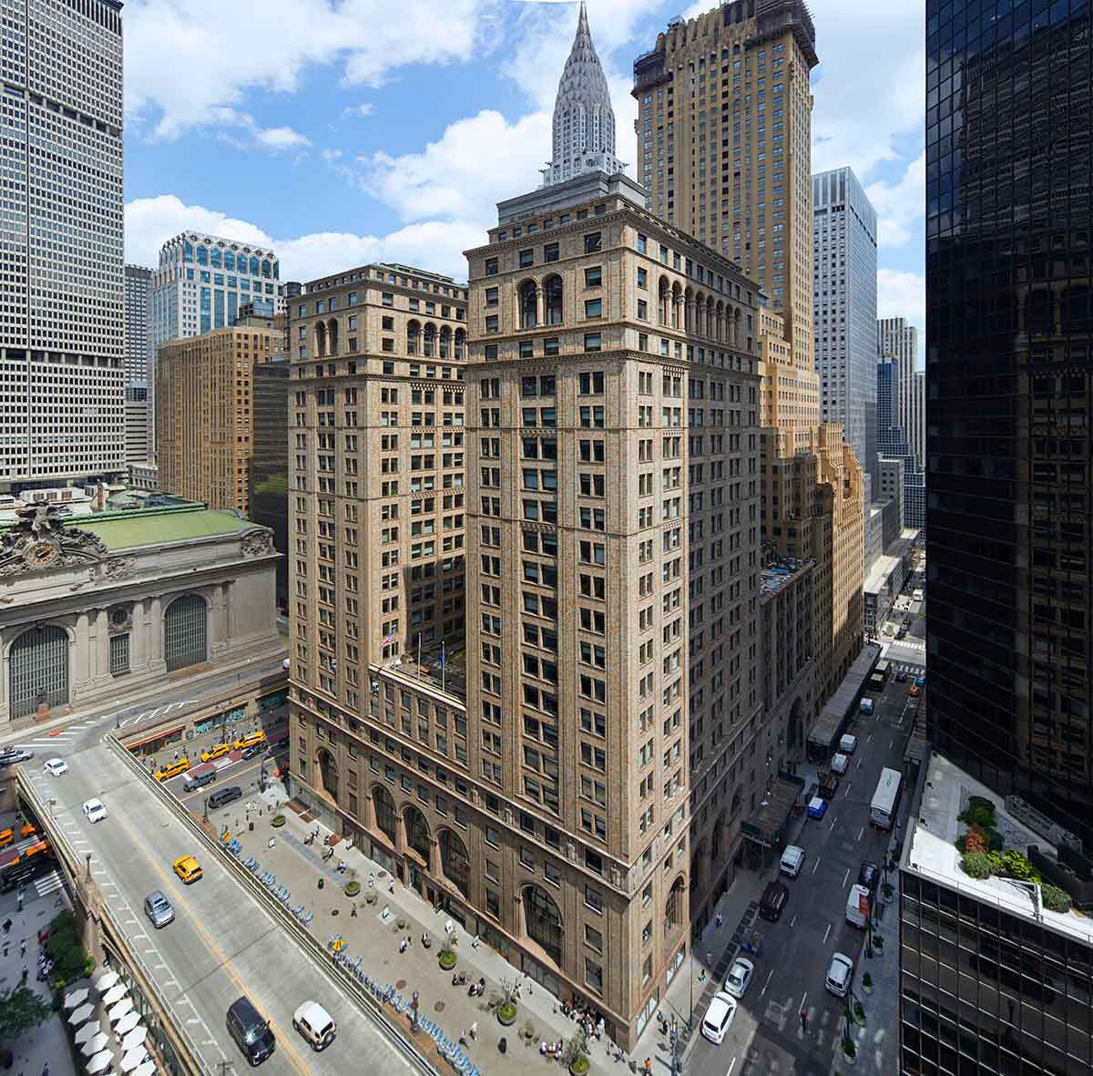 125 Park Ave, New York, NY à louer Photo de l’immeuble– Image 1 sur 5