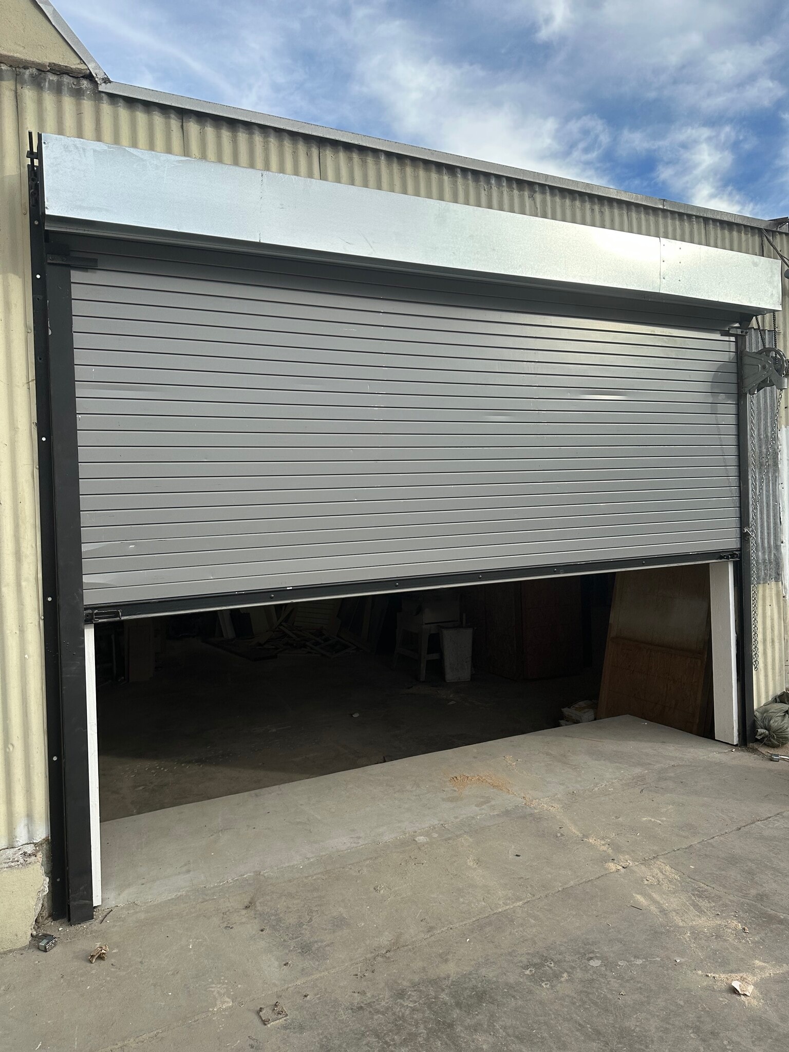 3008 W Hyde Park Blvd, Los Angeles, CA à louer Photo de l’immeuble– Image 1 sur 2