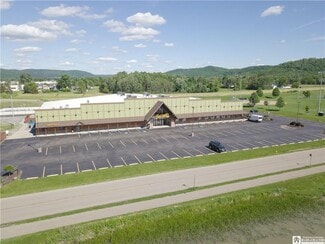 Plus de détails pour 800 E State St, Olean, NY - Sports et loisirs à vendre