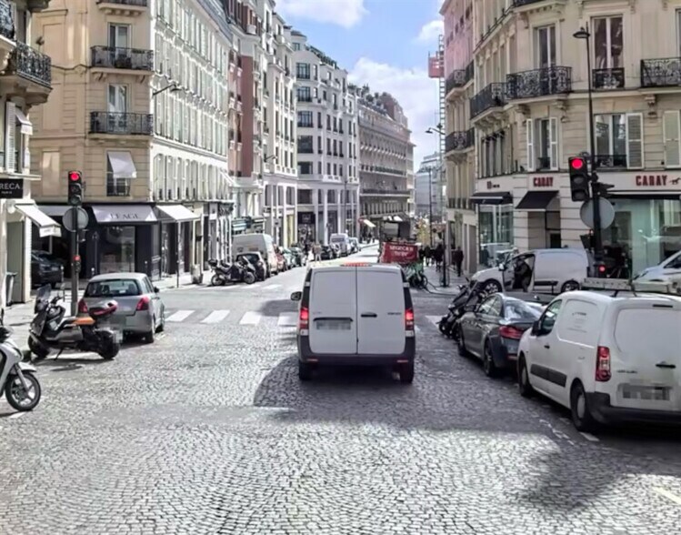Local commercial dans Paris à louer - Photo de l’immeuble – Image 1 sur 1