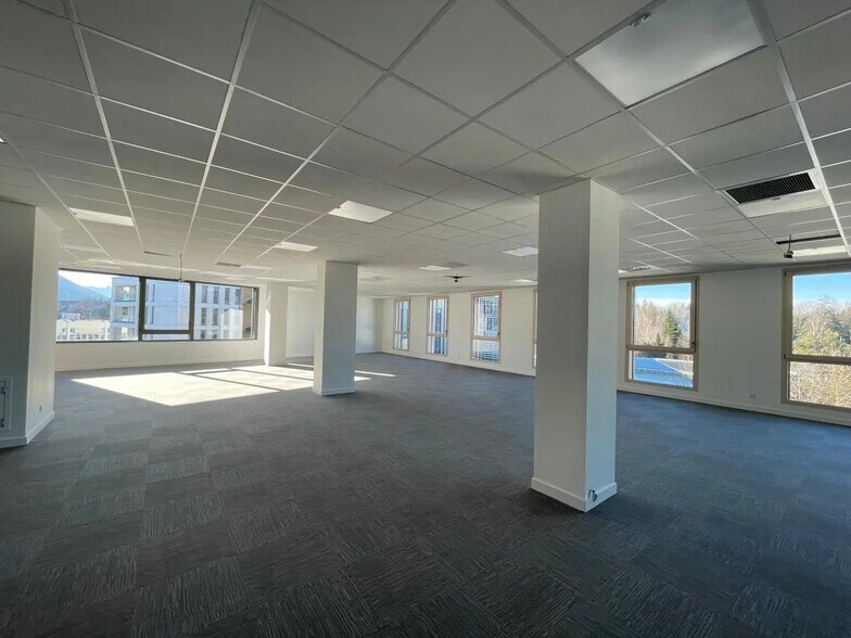 Bureau dans Annecy à vendre - Photo intérieure – Image 3 sur 8