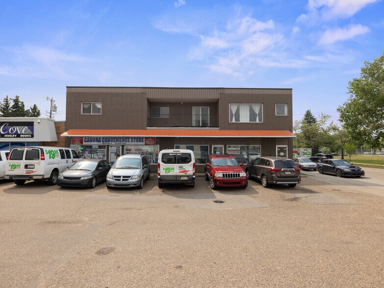6932 104th St NW, Edmonton, AB à vendre - Photo de l’immeuble – Image 3 sur 14