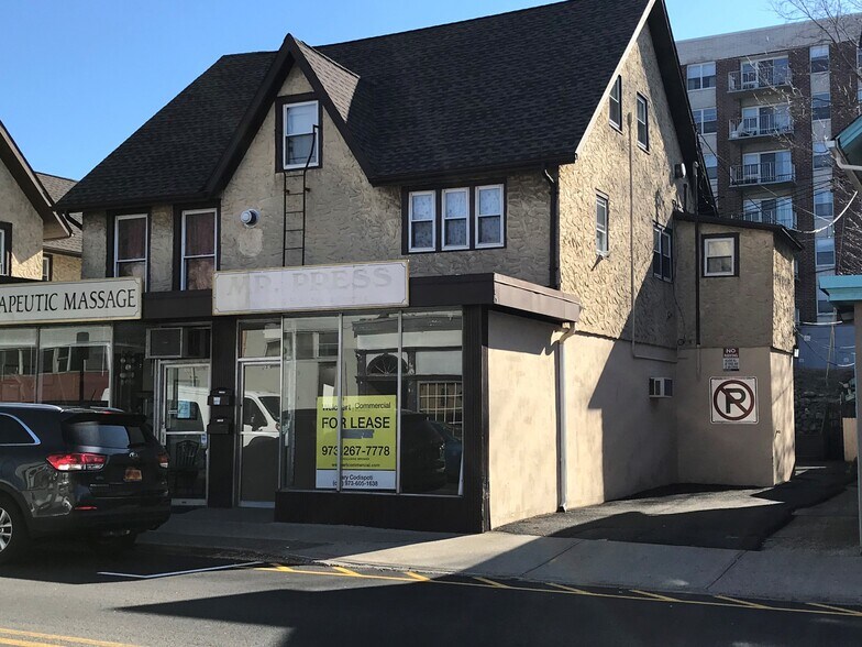 20-28 Chestnut St, Suffern, NY à vendre - Photo principale – Image 1 sur 11