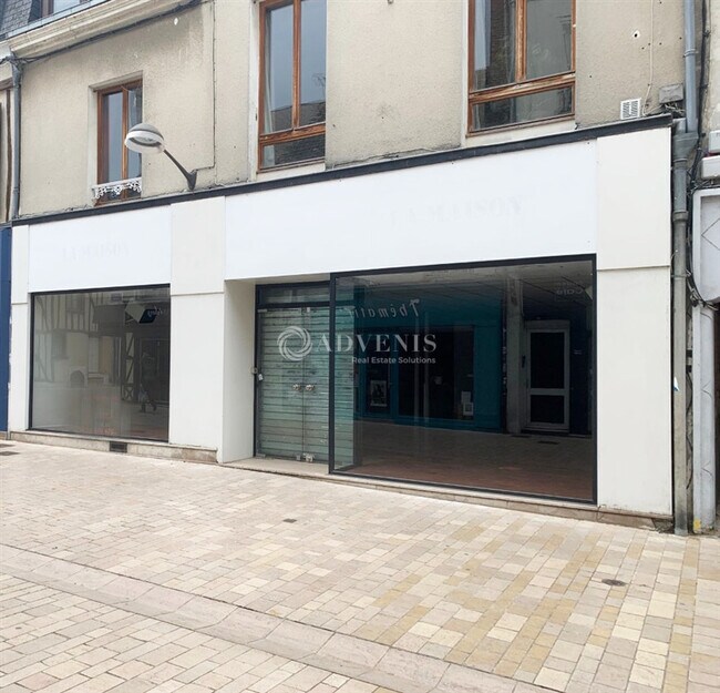 Plus de détails pour Rue Du Change, Vendôme - Local commercial à louer