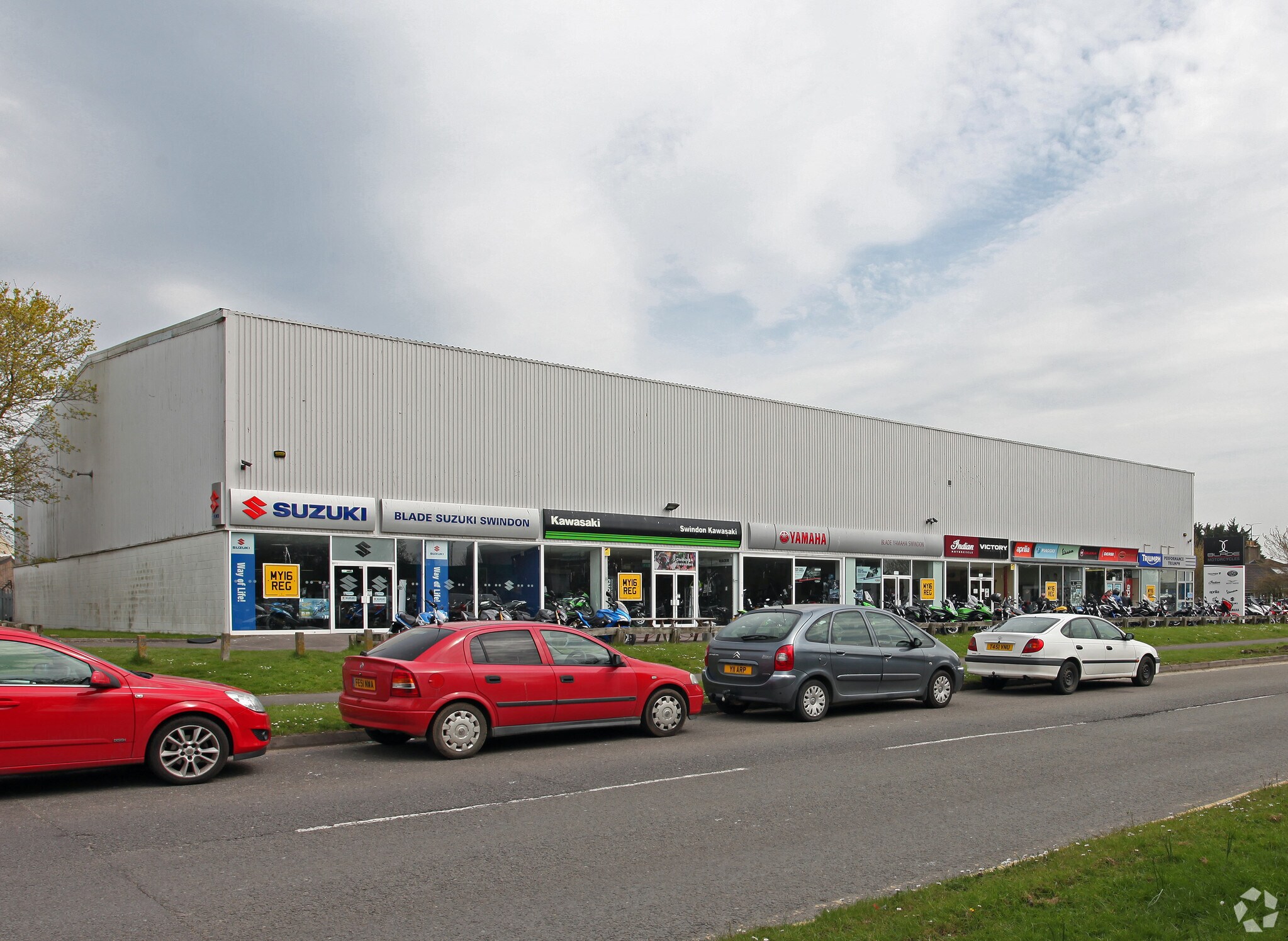 2-2 Elgin Dr, Swindon à louer Photo principale– Image 1 sur 4