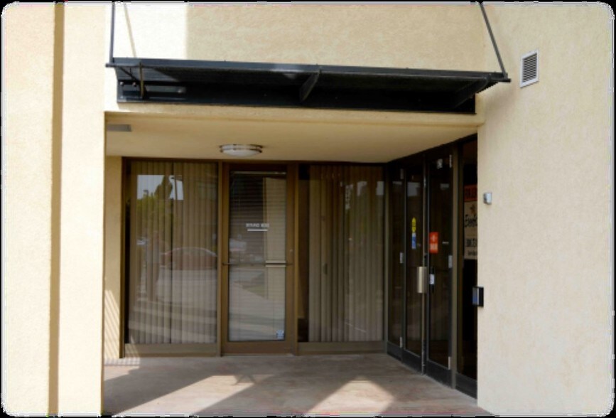 925 Stevens Dr, Richland, WA à louer - Photo de l’immeuble – Image 2 sur 14