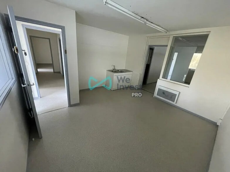 Bureau dans Tinqueux à louer - Photo intérieure – Image 2 sur 6