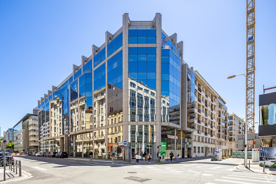 40 Rue De Bonnel, Lyon à louer - Photo principale – Image 1 sur 2