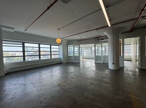 141 Flushing Ave, Brooklyn, NY à louer Photo intérieure– Image 1 sur 2