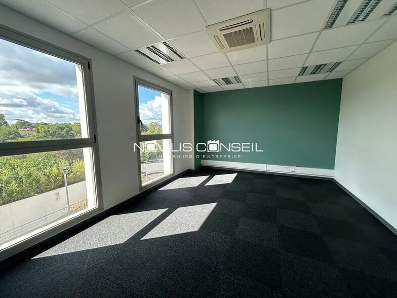 Bureau dans Tournefeuille à louer - Photo de l’immeuble – Image 2 sur 6