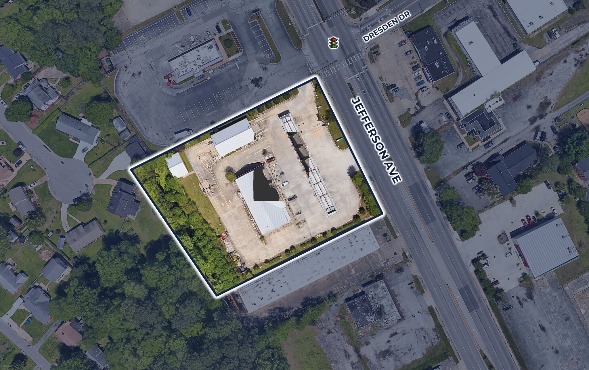 11005 Jefferson Ave, Newport News, VA à louer Photo de l’immeuble– Image 1 sur 4