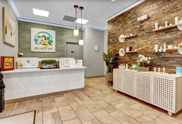1060 Cypress Pky, Kissimmee, FL à louer - Photo de l’immeuble – Image 3 sur 10