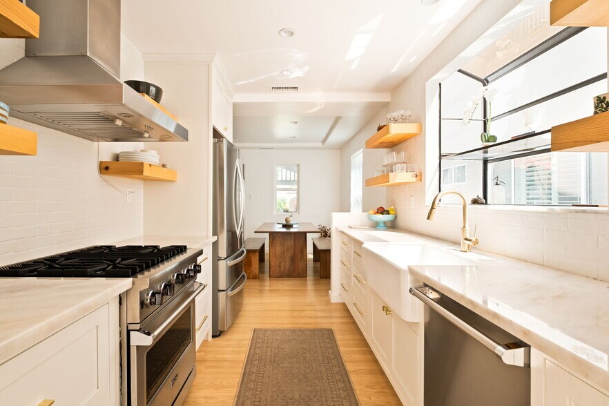 1615 S Crescent Heights Blvd, Los Angeles, CA à vendre - Photo de l’immeuble – Image 2 sur 5