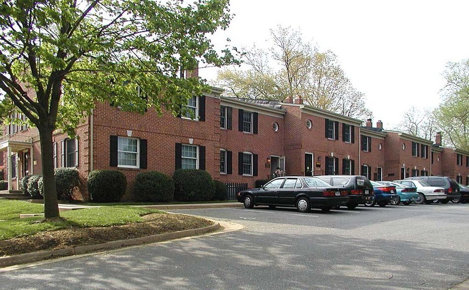 4114-4126 Leonard Dr, Fairfax, VA à louer - Autre – Image 3 sur 24