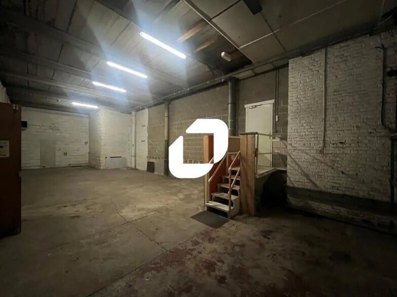 Local d'activités dans Raismes à vendre - Photo intérieure – Image 2 sur 11