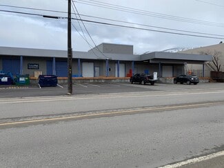 Plus de détails pour 1840 Government St, Penticton, BC - Industriel/Logistique à louer