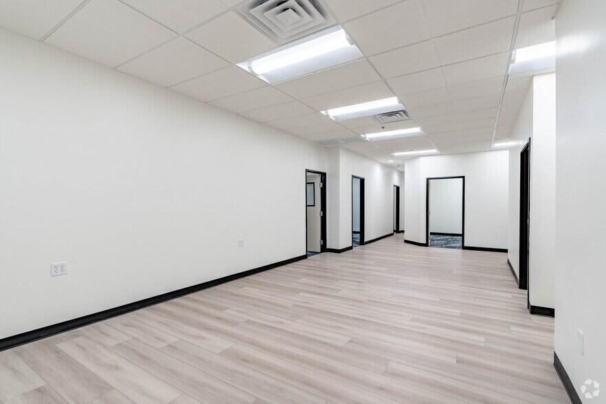 240 N Sunway Dr, Gilbert, AZ à louer - Photo intérieure – Image 3 sur 45