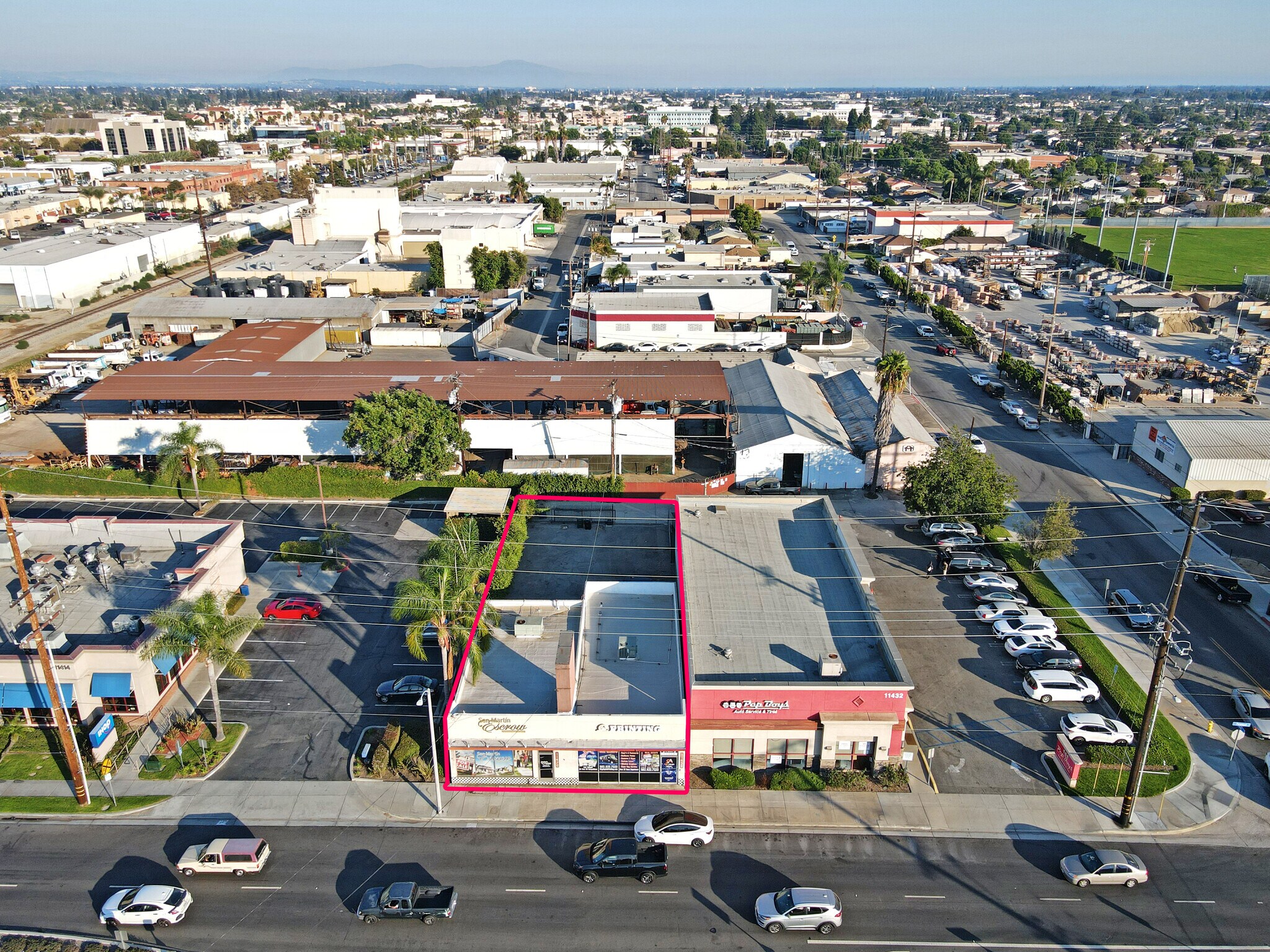 11430 Paramount Blvd, Downey, CA à vendre Photo de l’immeuble– Image 1 sur 9
