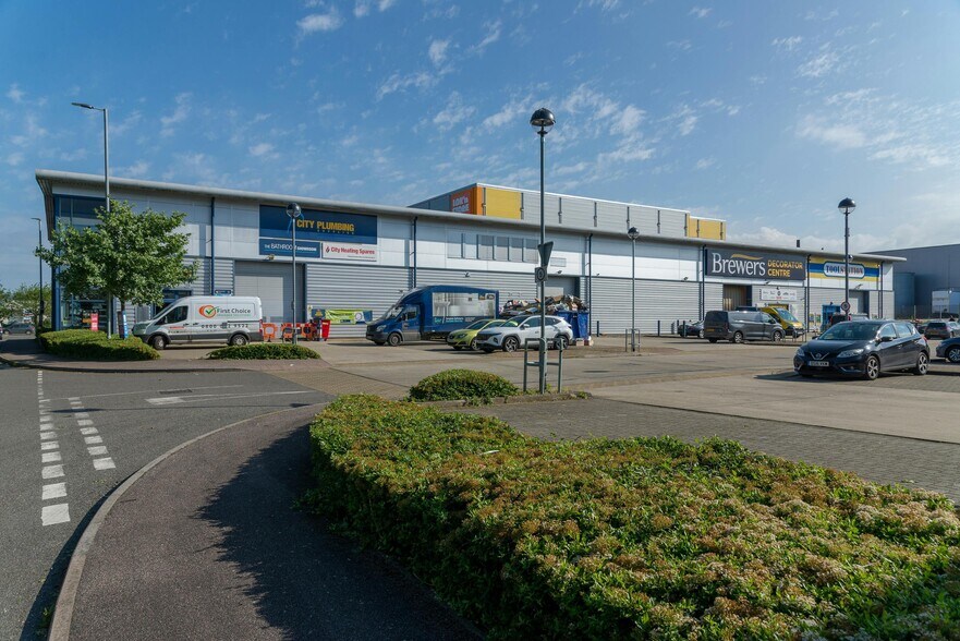 Edinburgh Way, Harlow à louer - Photo de l’immeuble – Image 3 sur 14