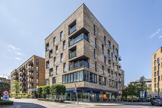 Plus de détails pour Plough Way, Londres - Local commercial à louer