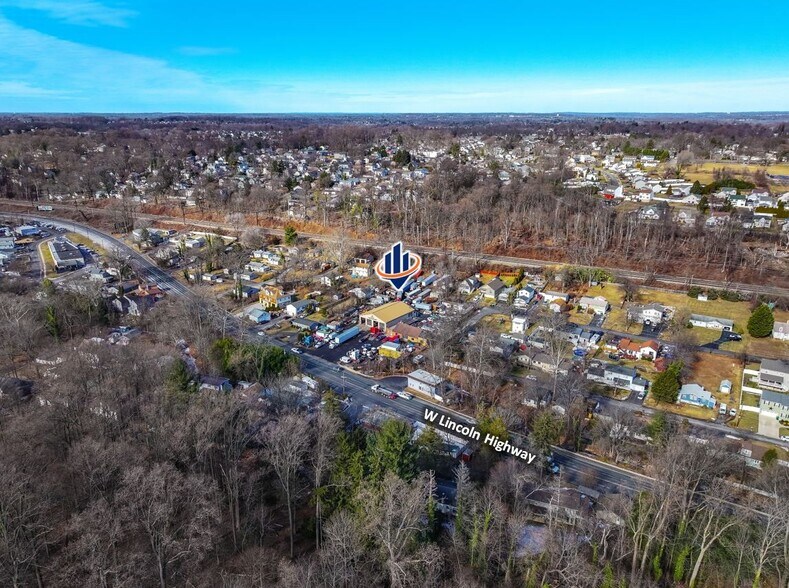 900 W Lincoln Hwy, Langhorne, PA à vendre - Photo de l’immeuble – Image 2 sur 7