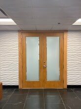 420 Columbus Ave, Valhalla, NY à louer Photo intérieure– Image 2 sur 17