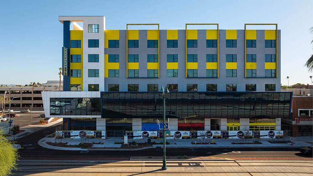 233 E Main St, Mesa, AZ à louer Photo de l’immeuble– Image 1 sur 9