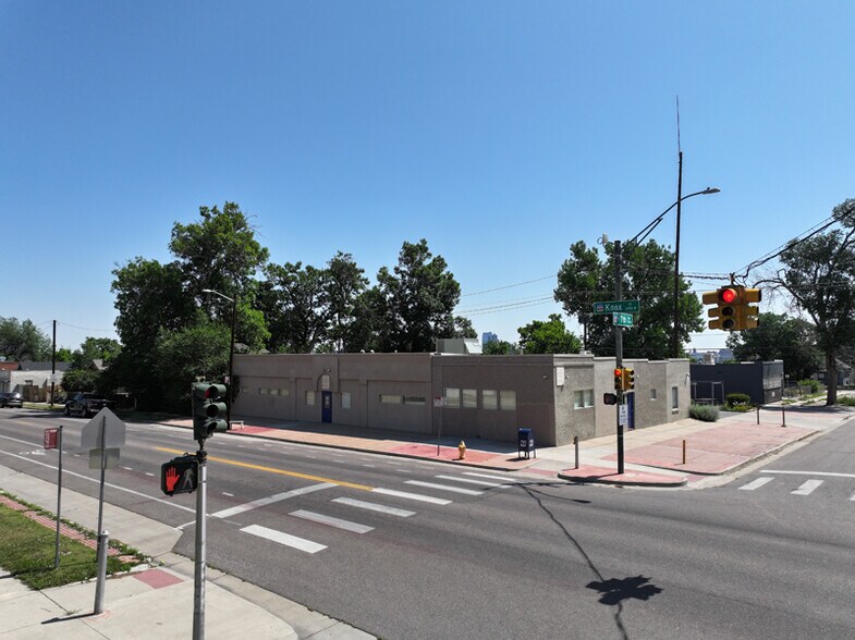 700 Knox Ct, Denver, CO à vendre - Photo de l’immeuble – Image 1 sur 5