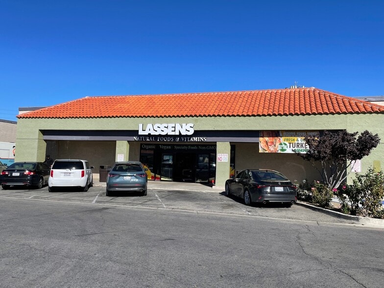 44204-44276 10th St W, Lancaster, CA à louer - Photo de l’immeuble – Image 2 sur 22