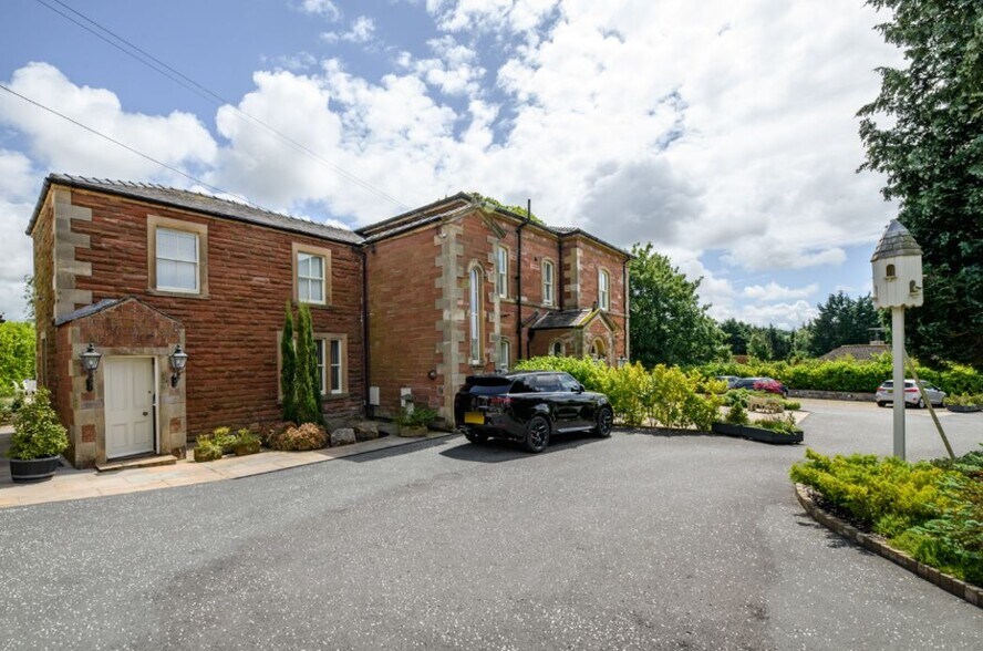35 Stainburn Rd, Workington à vendre - Photo de l’immeuble – Image 1 sur 72