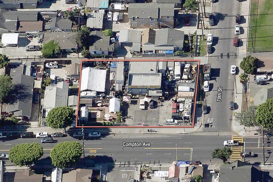 7001 Compton Ave, Los Angeles, CA à vendre - Aérien – Image 1 sur 3