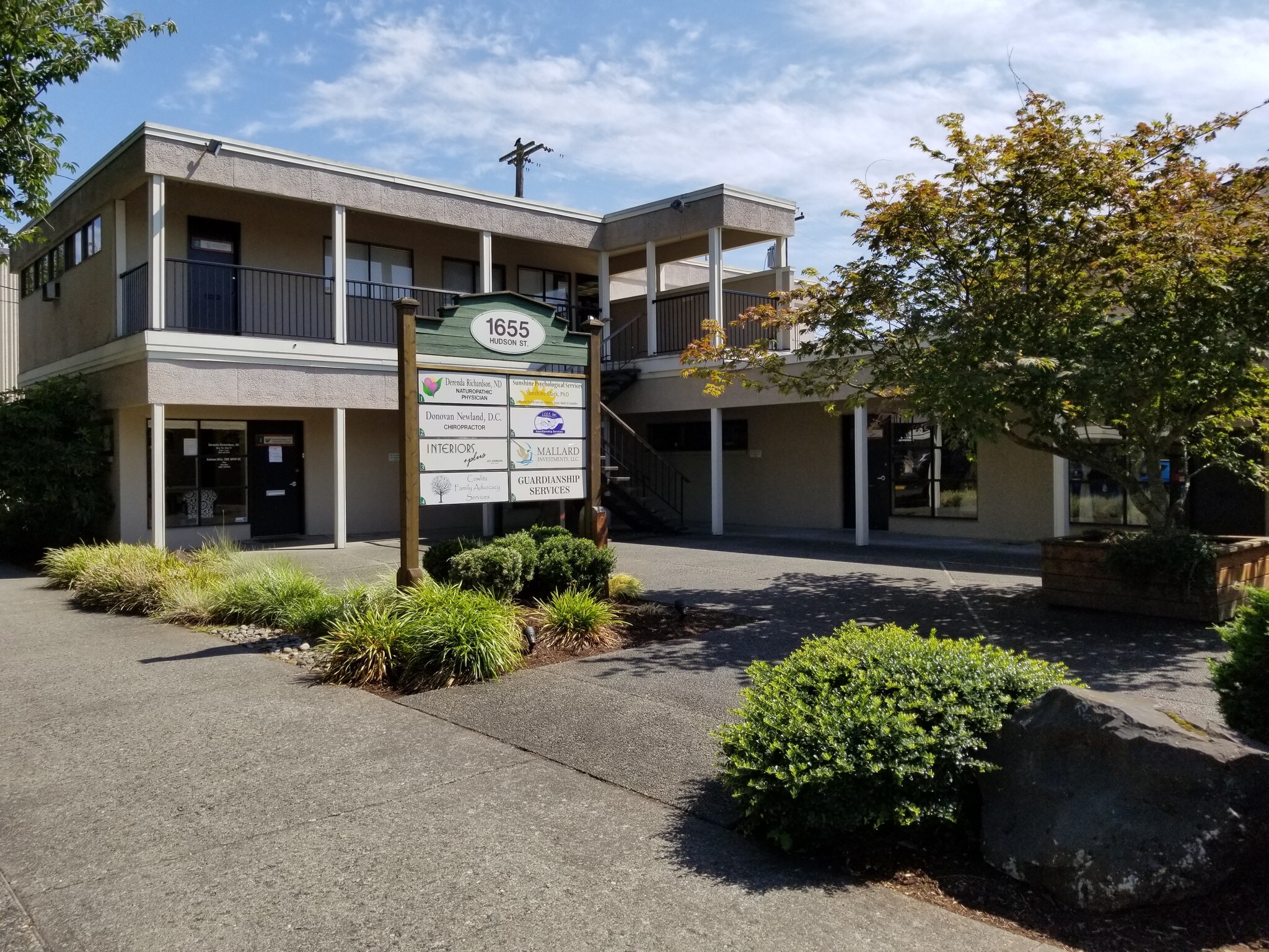 1655 Hudson St, Longview, WA à louer Photo principale– Image 1 sur 13