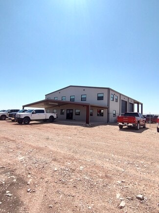 Plus de détails pour 1808 Coyote Ct, Carlsbad, NM - Industriel/Logistique à vendre