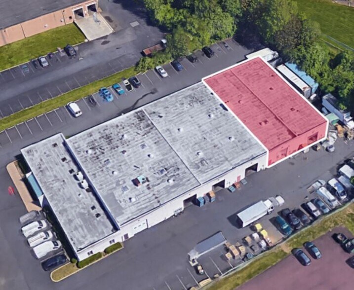 2903 Southampton Rd, Philadelphia, PA à louer - Photo de l’immeuble – Image 3 sur 3