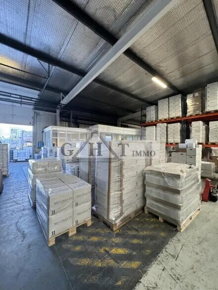 Industriel/Logistique dans Montigny-le-Bretonneux à vendre - Photo de l’immeuble – Image 3 sur 7