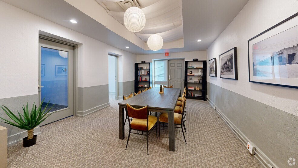 141 E Palace Ave, Santa Fe, NM à louer - Numérisation 3D Matterport – Image 1 sur 19