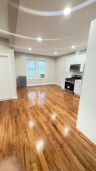 114 Orchard St, Newark, NJ à vendre - Photo de l’immeuble – Image 3 sur 14