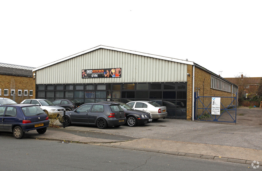 Tribune Dr, Sittingbourne à louer - Photo de l’immeuble – Image 3 sur 4
