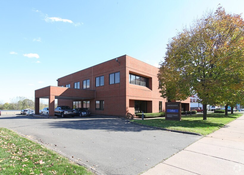 864 Wethersfield Ave, Hartford, CT à louer - Photo de l’immeuble – Image 3 sur 10