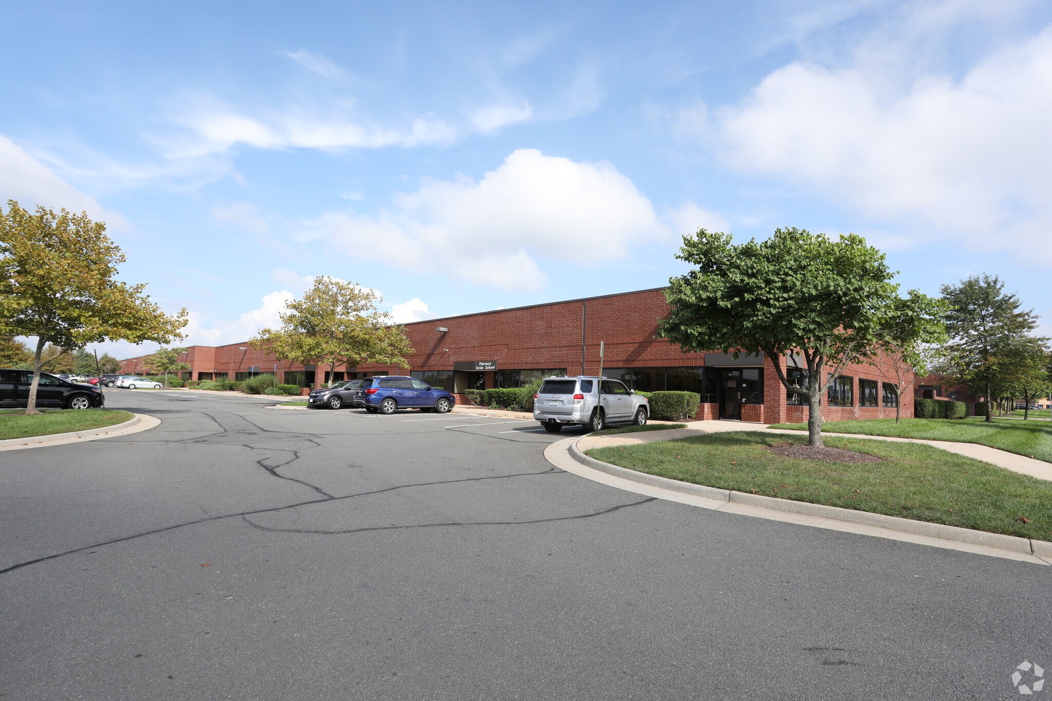 44190 Waxpool Rd, Ashburn, VA à louer Photo de l’immeuble– Image 1 sur 6