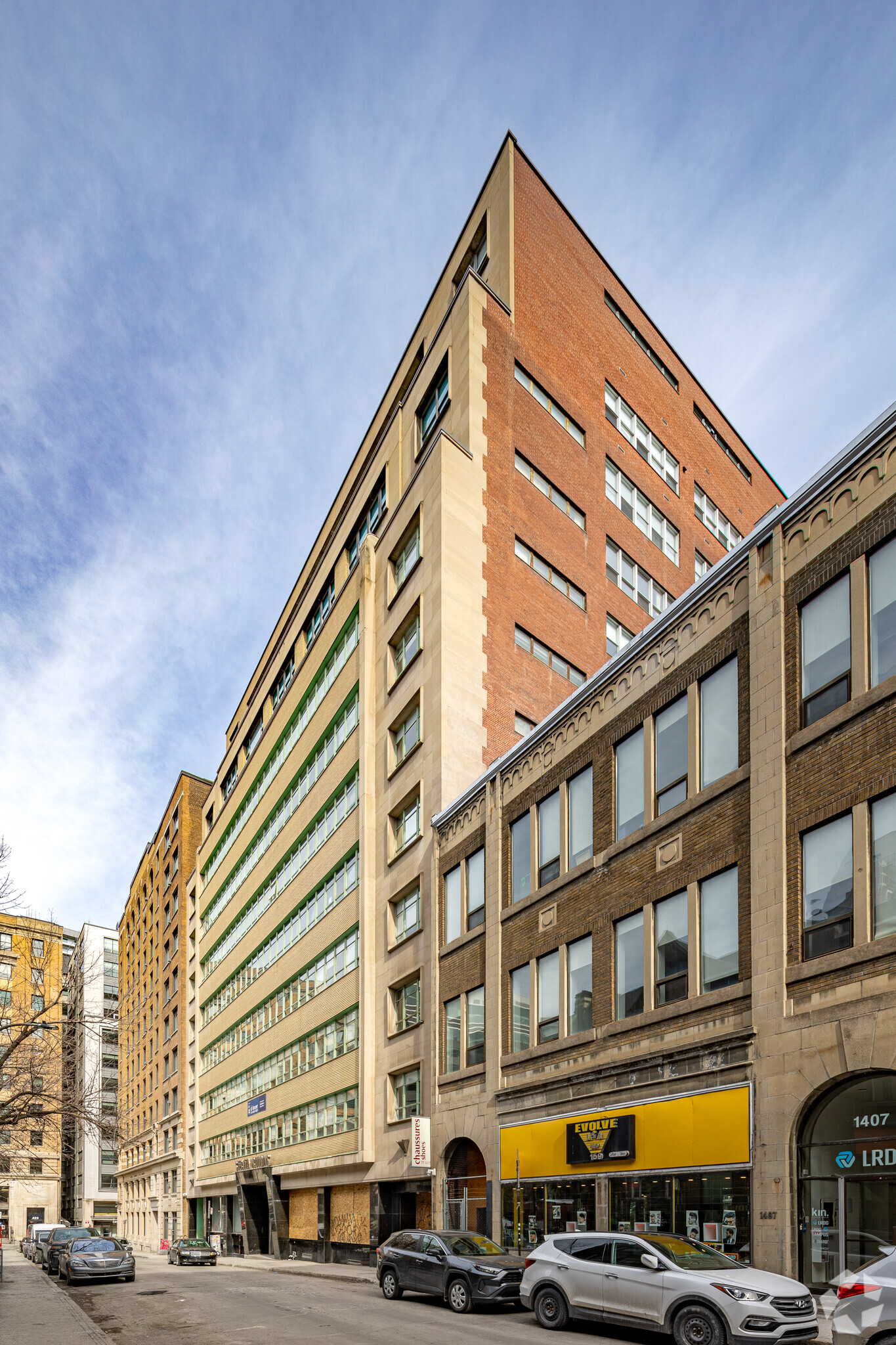 1425-1435 Rue Saint-Alexandre, Montréal, QC à louer Photo de l’immeuble– Image 1 sur 16