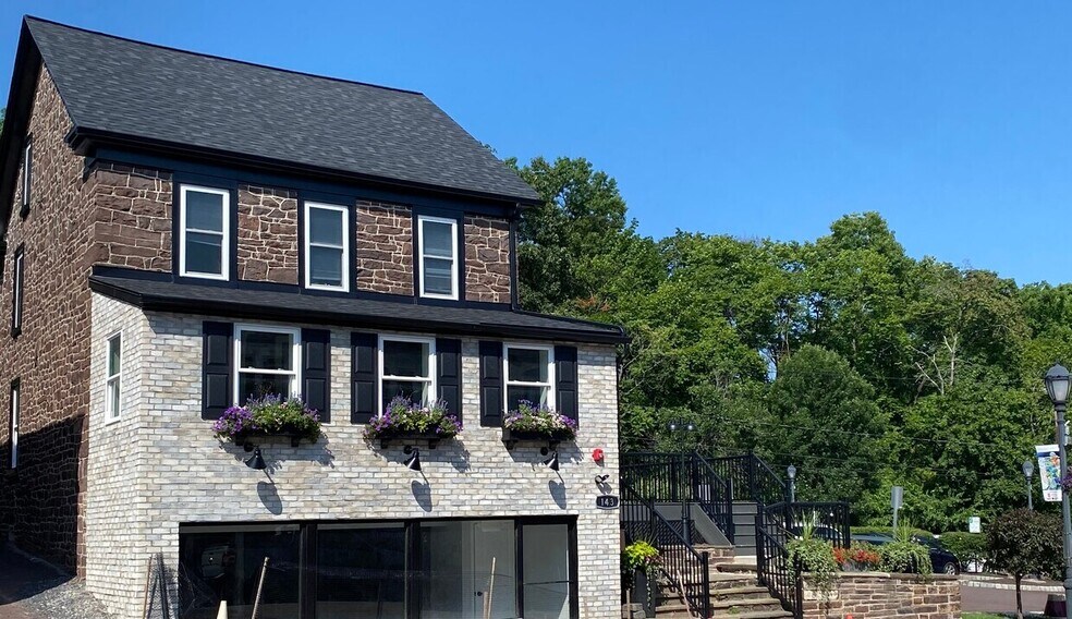 143 N Main St, Souderton, PA à louer - Photo de l’immeuble – Image 2 sur 15